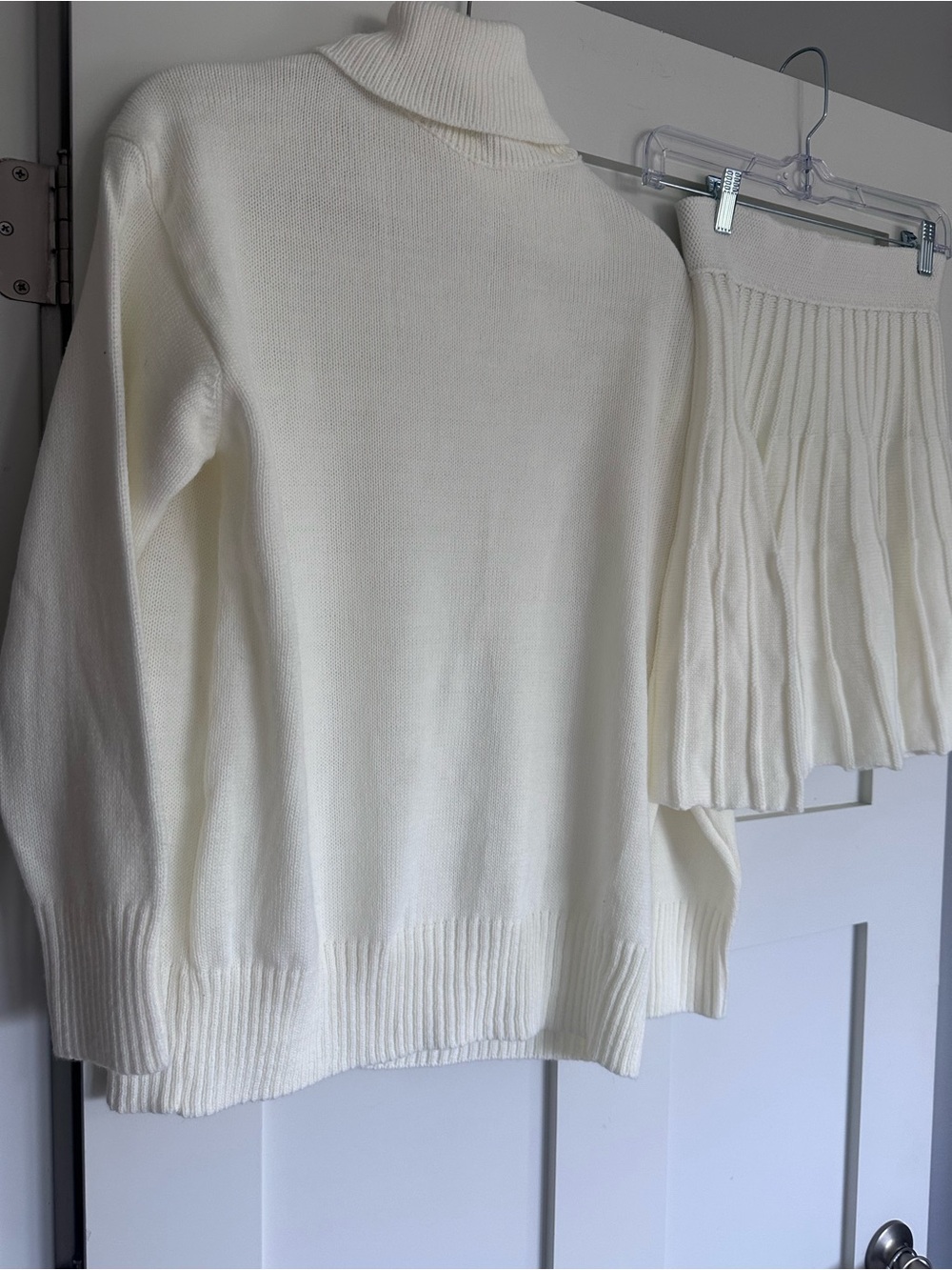 Minimalist Cream Ribbed Turtleneck Sweater Set